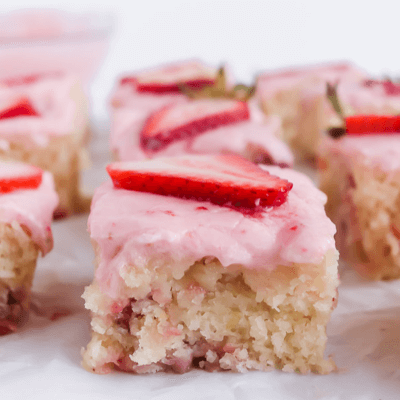 allergylicious vegan strawberry lemonade cake