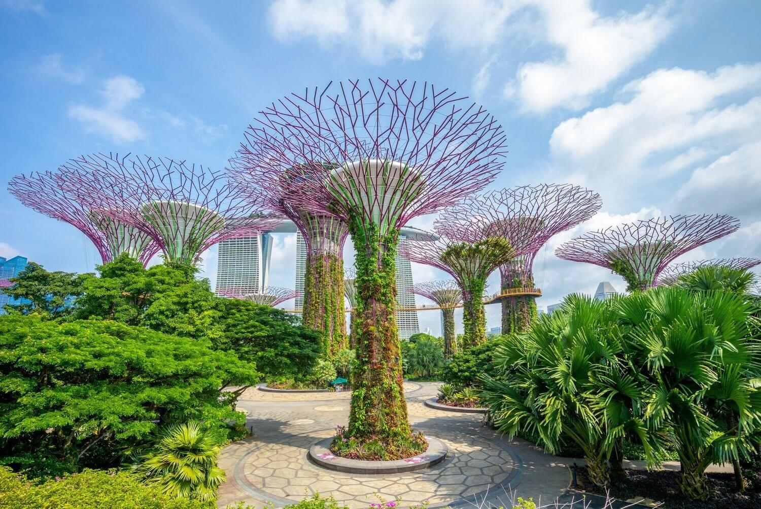landmarks in singapore gardens by the bay hero